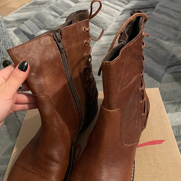 Rebels Lace-Up Back Low-Heeled Booties Brown Size 38 / US 8 - Picture 3 of 10